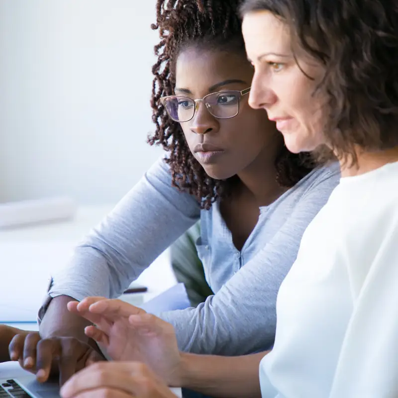 從事電腦工作的專家